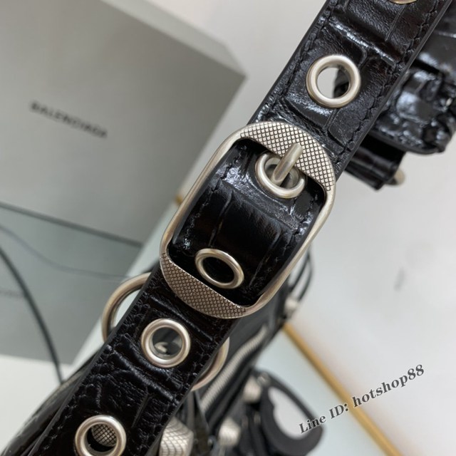 Balenciaga專櫃爆款經典機車包系列女包 巴黎世家Le Cagole月牙腋下包 fyj1716